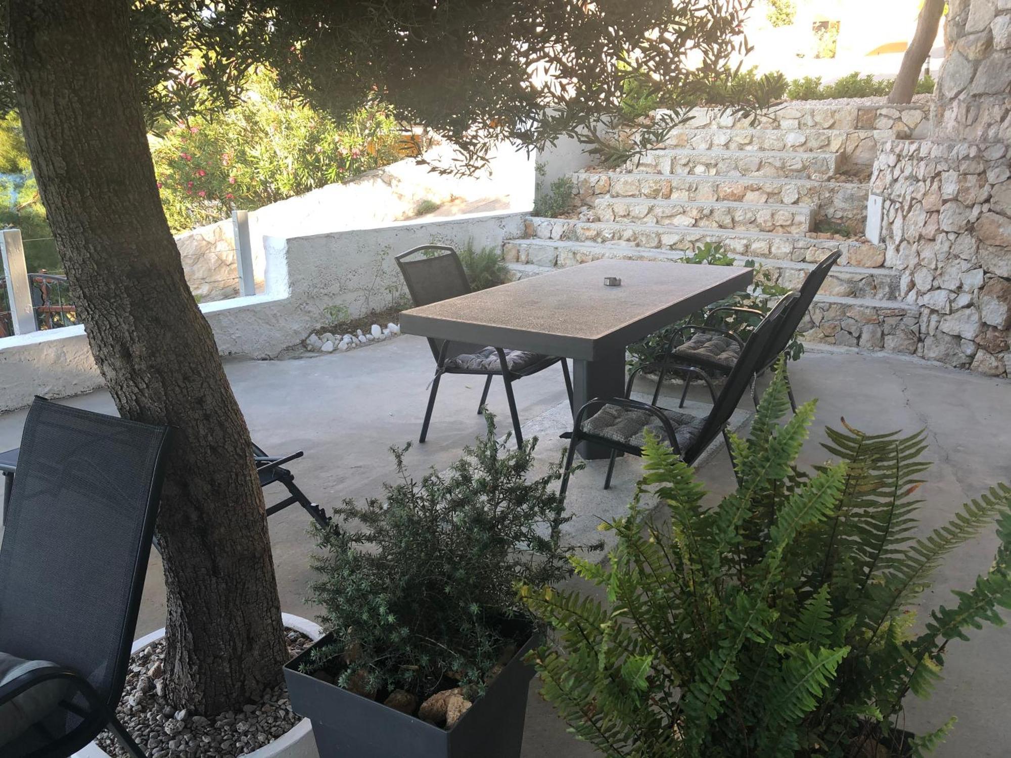 Apartmani Milka I Jozo Omiš Eksteriør billede