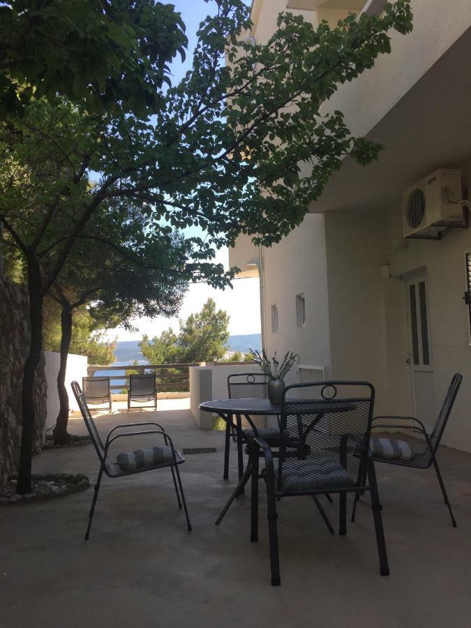 Apartmani Milka I Jozo Omiš Eksteriør billede